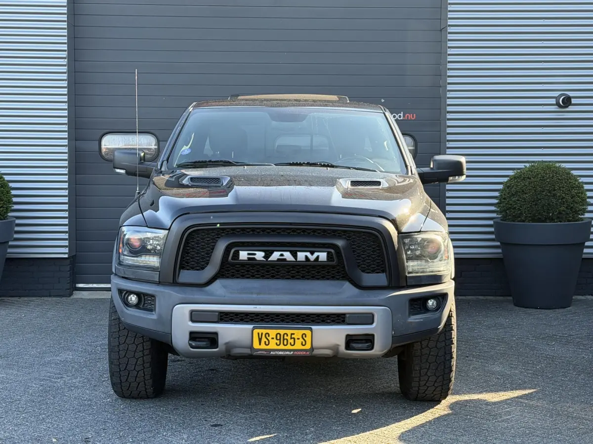 1500 5.7 V8 Quad Cab 6'4 | Panoramadak | Camera | Alpine Sound | Trekhaak |