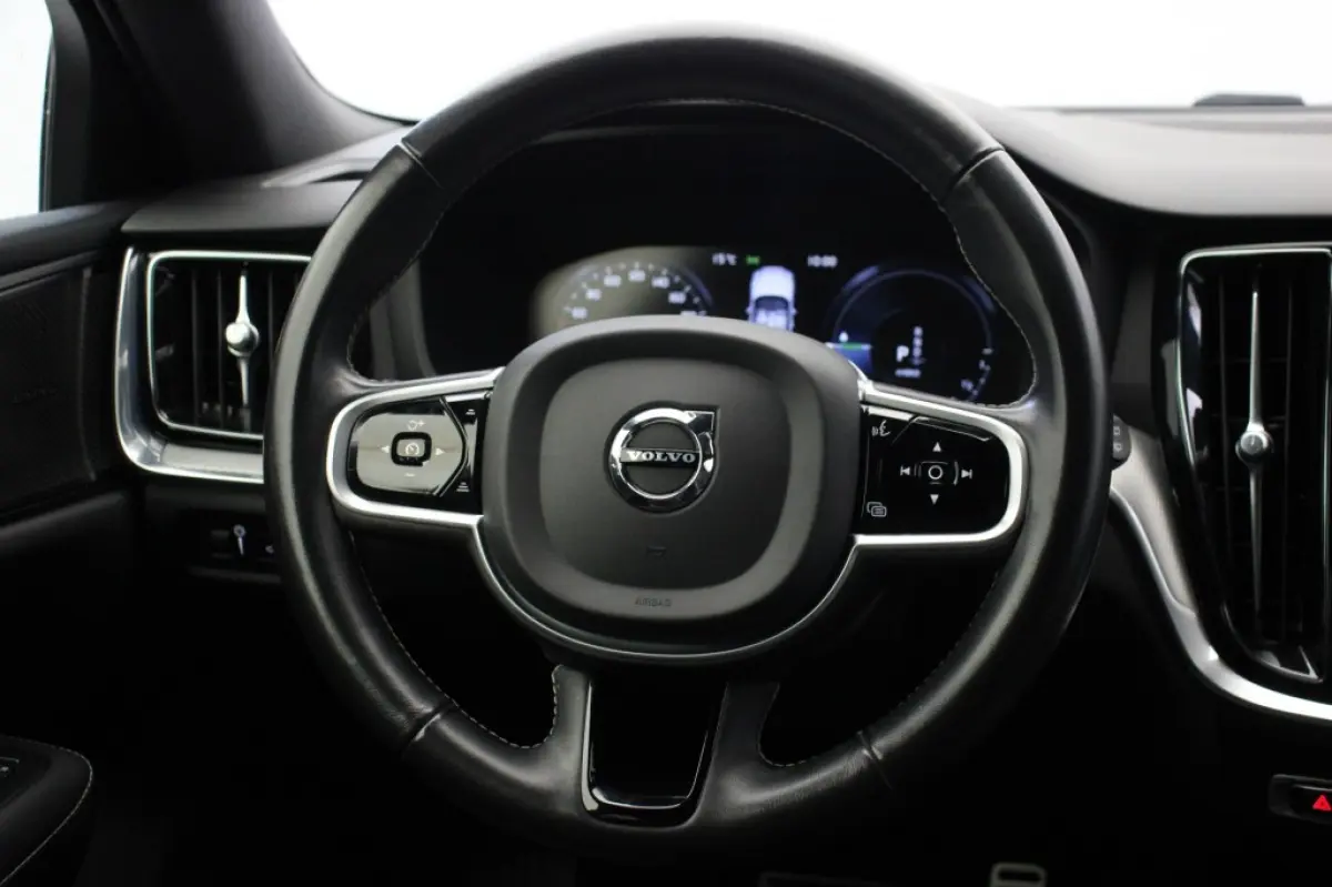 2.0 T6 Recharge AWD R-Design - Carplay, Camera, Stoelverw. Harman/Kardon, Memory