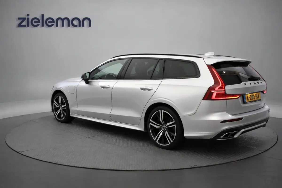 2.0 T6 Recharge AWD R-Design - Carplay, Camera, Stoelverw. Harman/Kardon, Memory