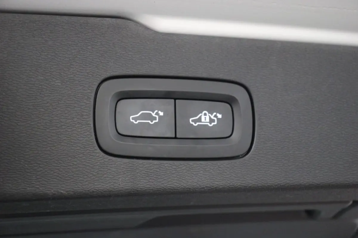 2.0 T6 Recharge AWD R-Design - Carplay, Camera, Stoelverw. Harman/Kardon, Memory