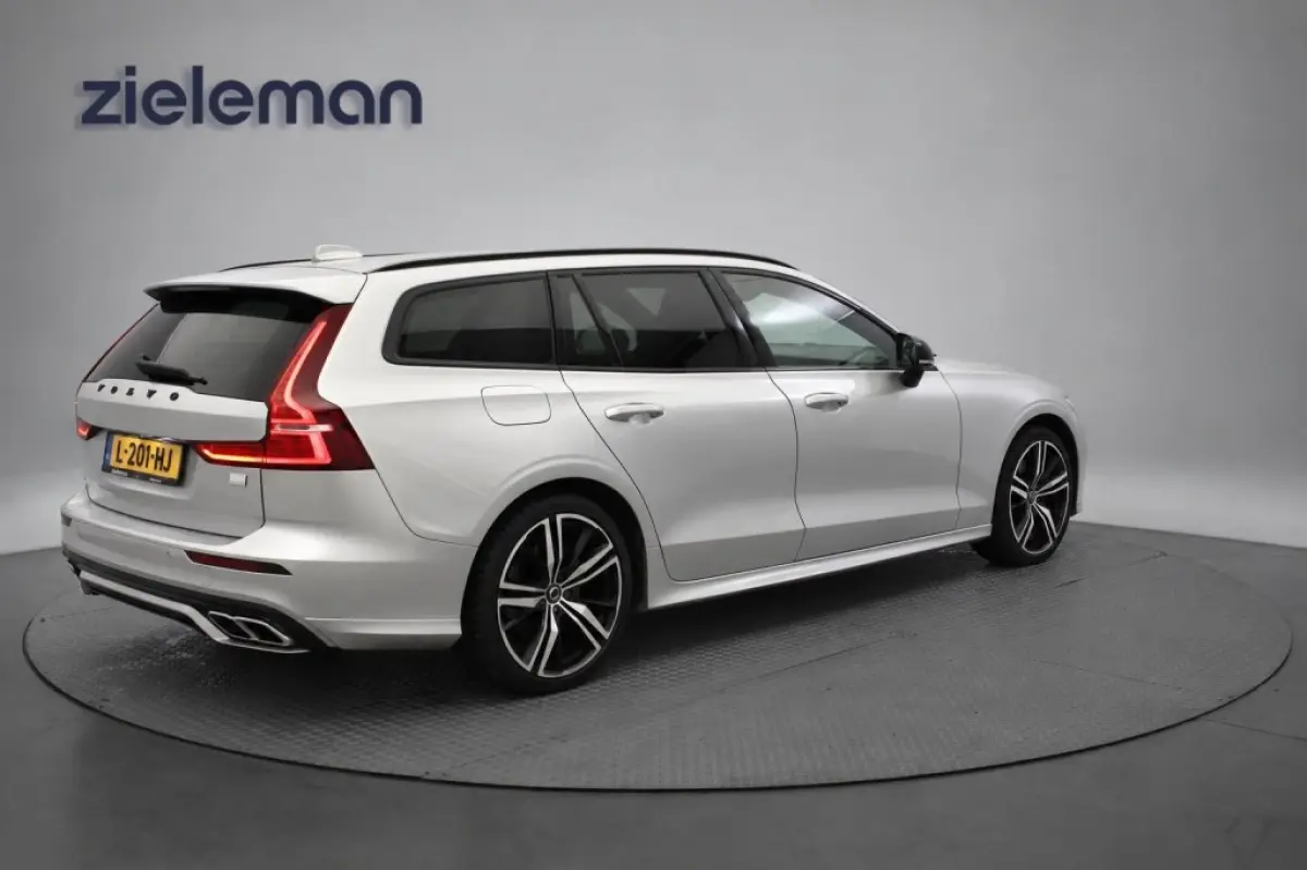 2.0 T6 Recharge AWD R-Design - Carplay, Camera, Stoelverw. Harman/Kardon, Memory