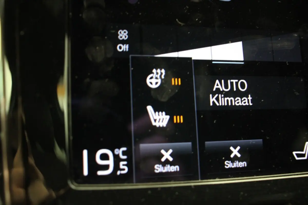 2.0 T6 Recharge AWD R-Design - Carplay, Camera, Stoelverw. Harman/Kardon, Memory