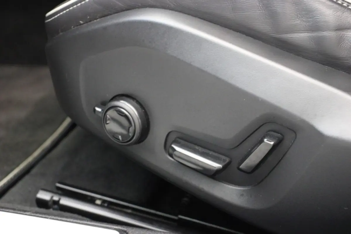 2.0 T6 Recharge AWD R-Design - Carplay, Camera, Stoelverw. Harman/Kardon, Memory
