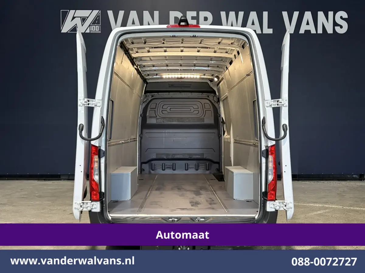317 CDI 170pk 9G-Tronic Automaat 3500kg Trekhaak L3H2 Euro6 Airco | 360 graden Camera | Navigatie | Apple Carplay | Stoelverwarming Android Auto, Cruisecontrol, Chauffeursstoel, Parkeersenso