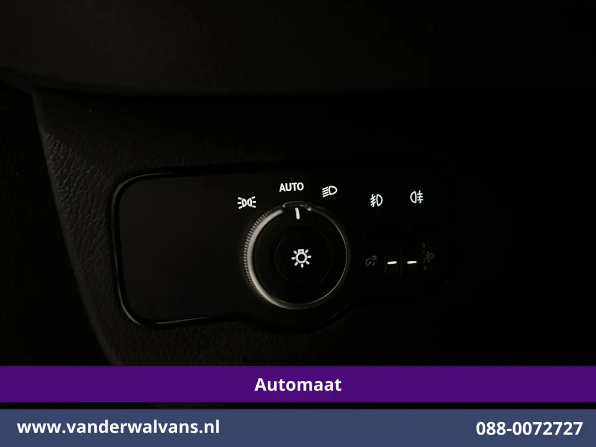 317 CDI 170pk 9G-Tronic Automaat 3500kg Trekhaak L3H2 Euro6 Airco | 360 graden Camera | Navigatie | Apple Carplay | Stoelverwarming Android Auto, Cruisecontrol, Chauffeursstoel, Parkeersenso