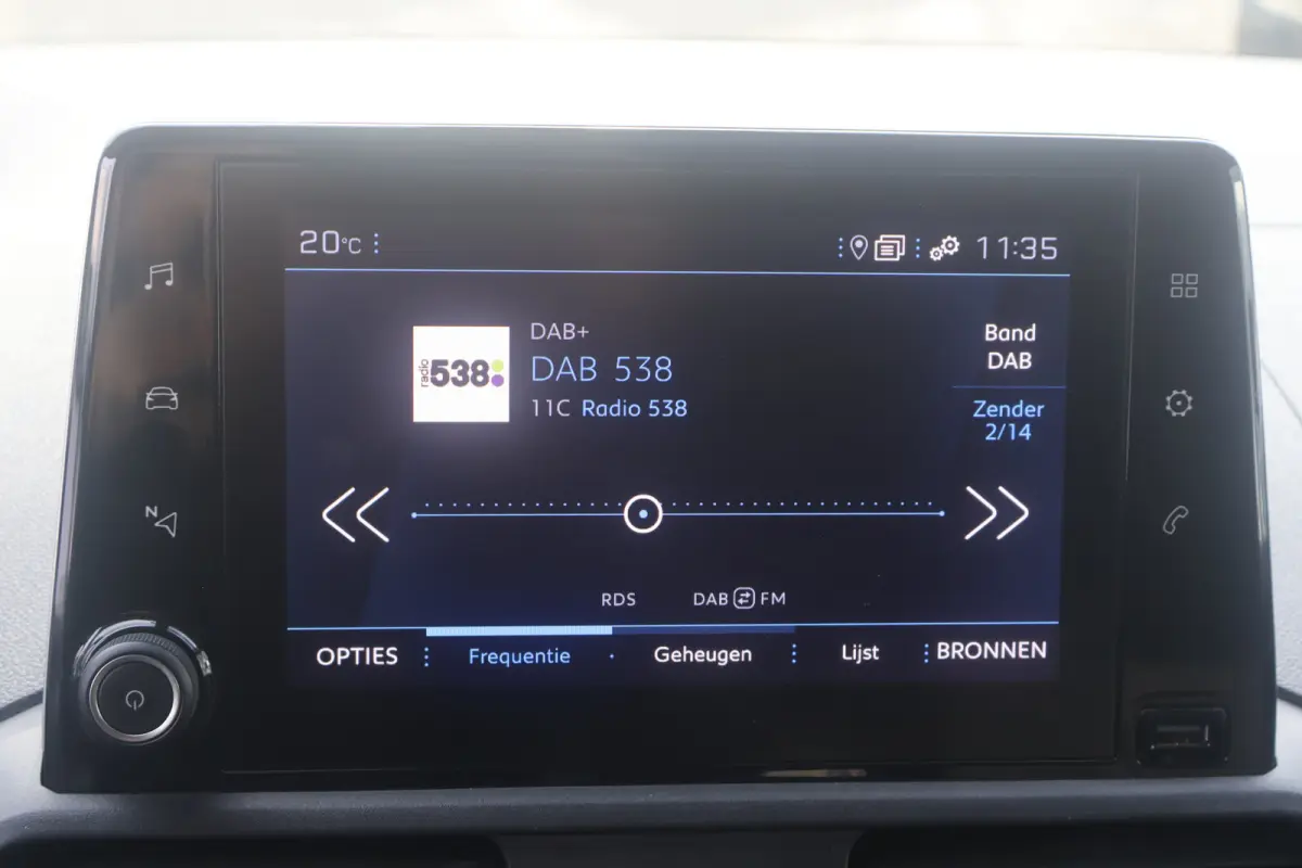 1.5 BlueHDI Premium Long 130PK Automaat Navigatie