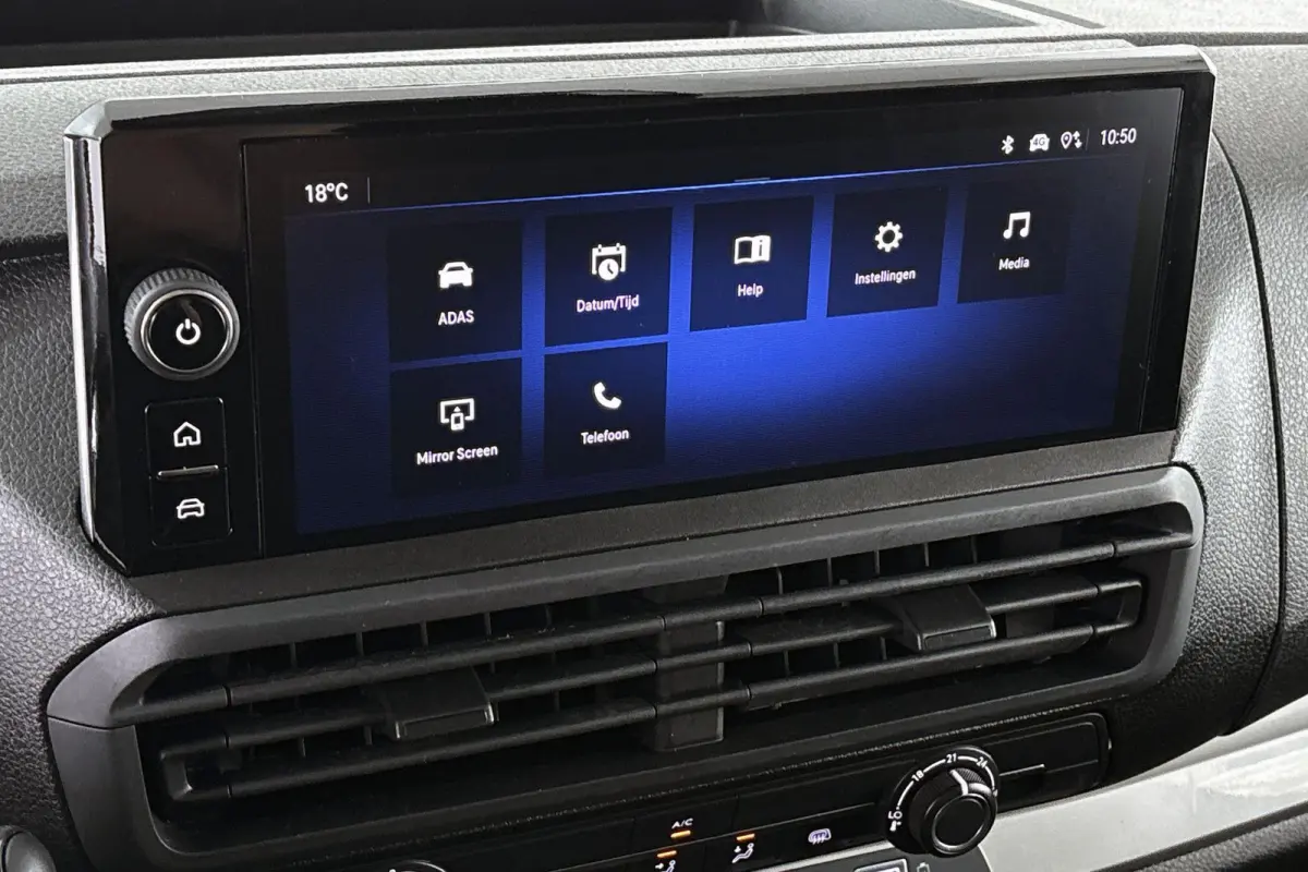 2.0 Diesel 145 L2 Facelift Achteruitrijcamera Apple CarPlay