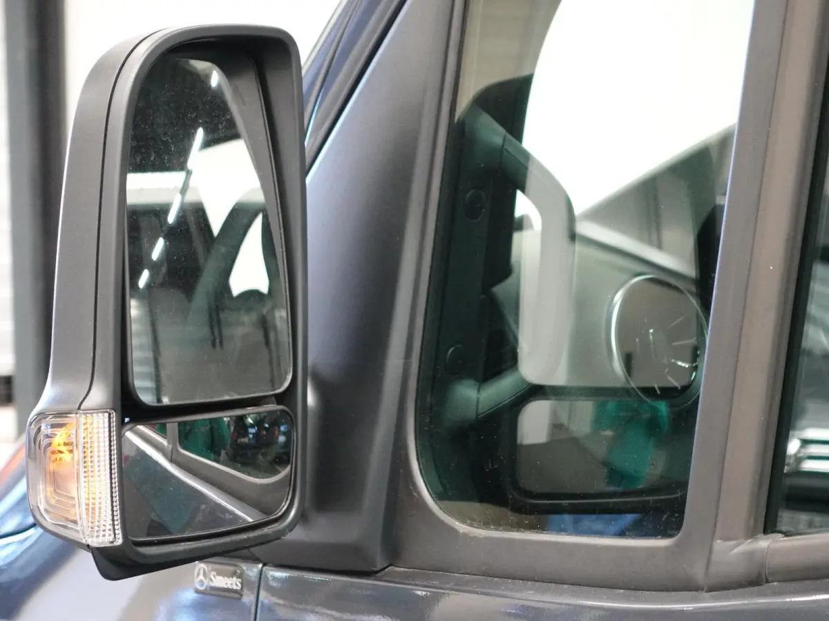315 L3H2 Automaat Trekhaak Airco Adaptive Cruise Control Parkeersensoren Camera Leder