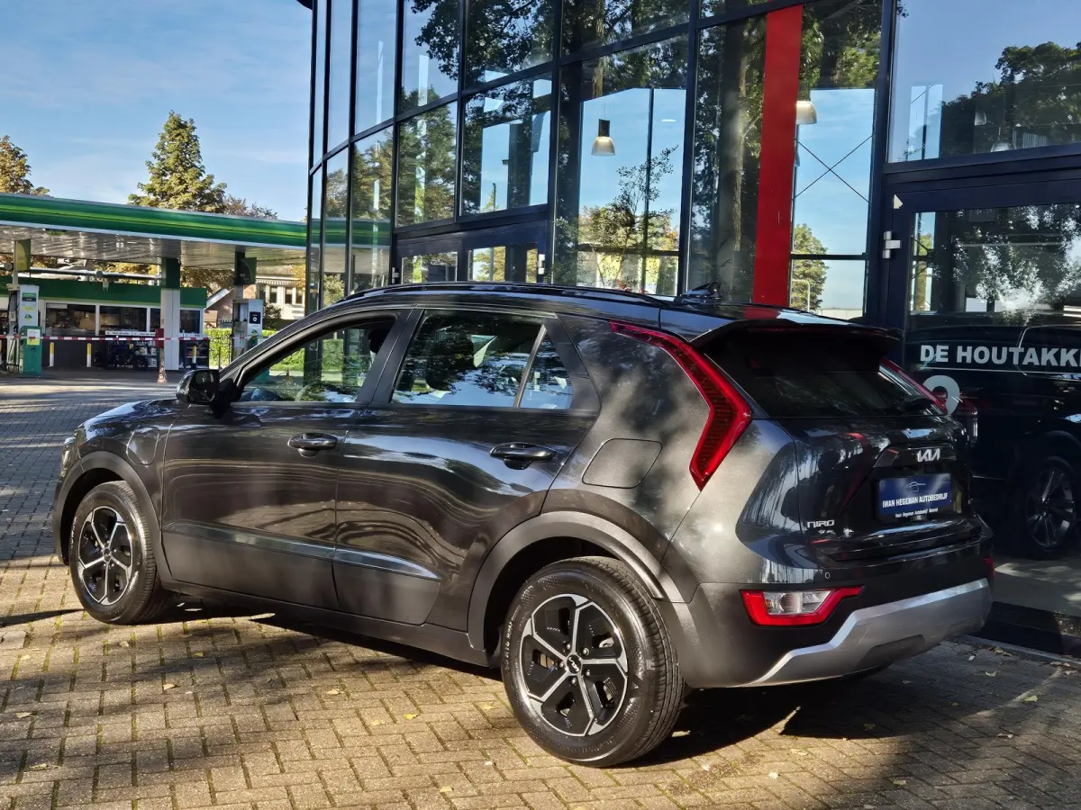 1.6 GDi PHEV DynamicLine | PDC + Camera |Climate control | Stoel/ Stuurverwarming | Apple Carplay/Android Auto | LM velgen |