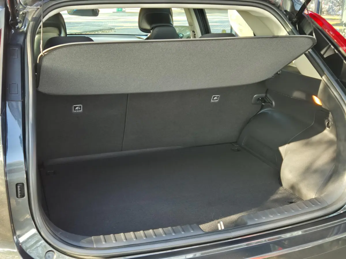 1.6 GDi PHEV DynamicLine | PDC + Camera |Climate control | Stoel/ Stuurverwarming | Apple Carplay/Android Auto | LM velgen |
