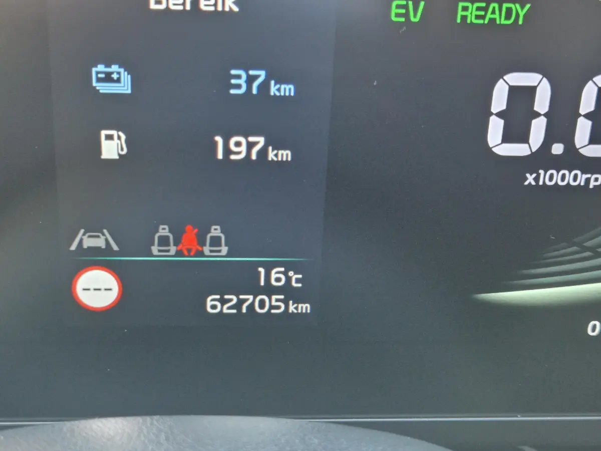 1.6 GDi PHEV DynamicLine | PDC + Camera |Climate control | Stoel/ Stuurverwarming | Apple Carplay/Android Auto | LM velgen |