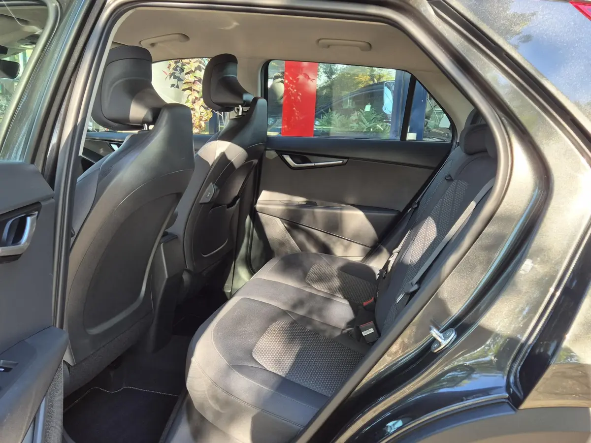 1.6 GDi PHEV DynamicLine | PDC + Camera |Climate control | Stoel/ Stuurverwarming | Apple Carplay/Android Auto | LM velgen |