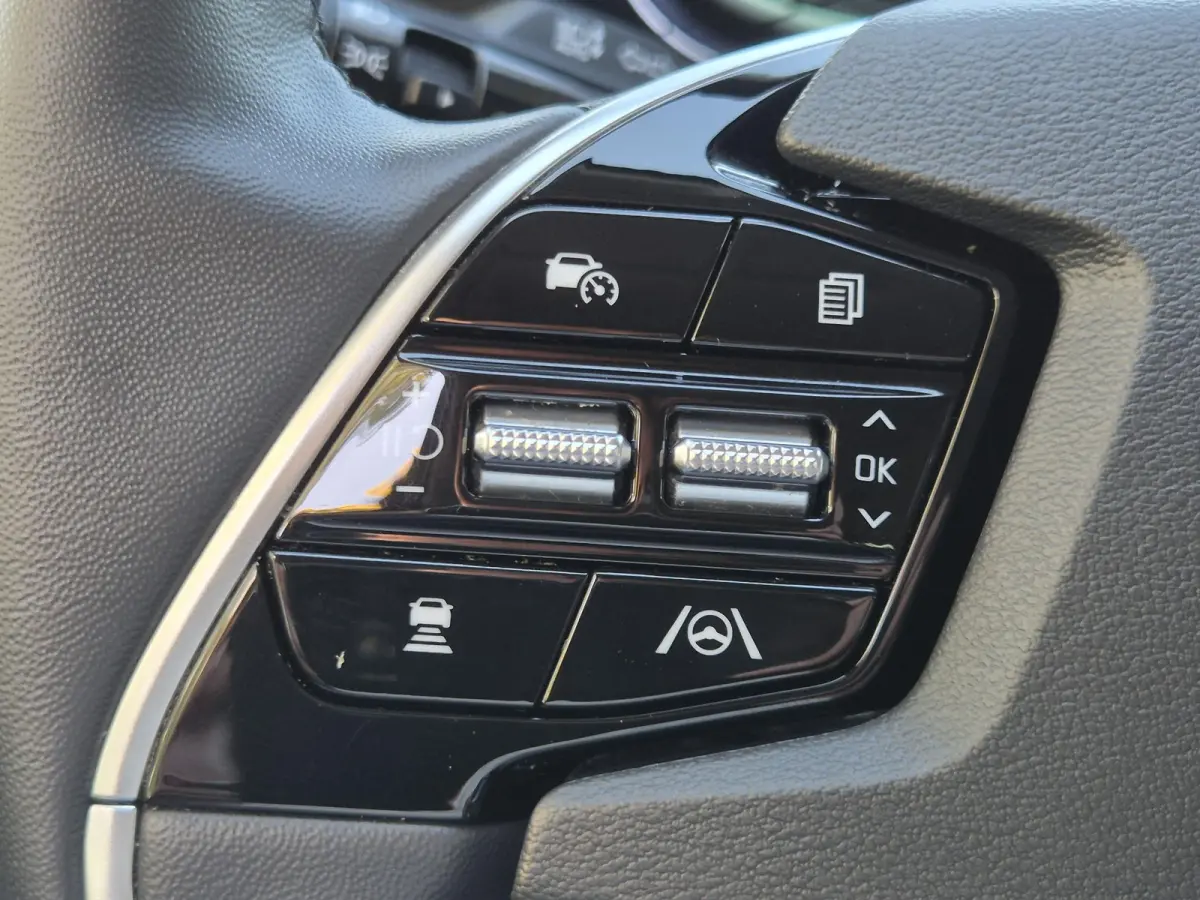 1.6 GDi PHEV DynamicLine | PDC + Camera |Climate control | Stoel/ Stuurverwarming | Apple Carplay/Android Auto | LM velgen |