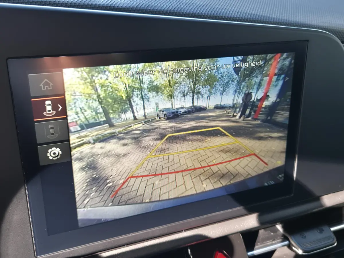 1.6 GDi PHEV DynamicLine | PDC + Camera |Climate control | Stoel/ Stuurverwarming | Apple Carplay/Android Auto | LM velgen |