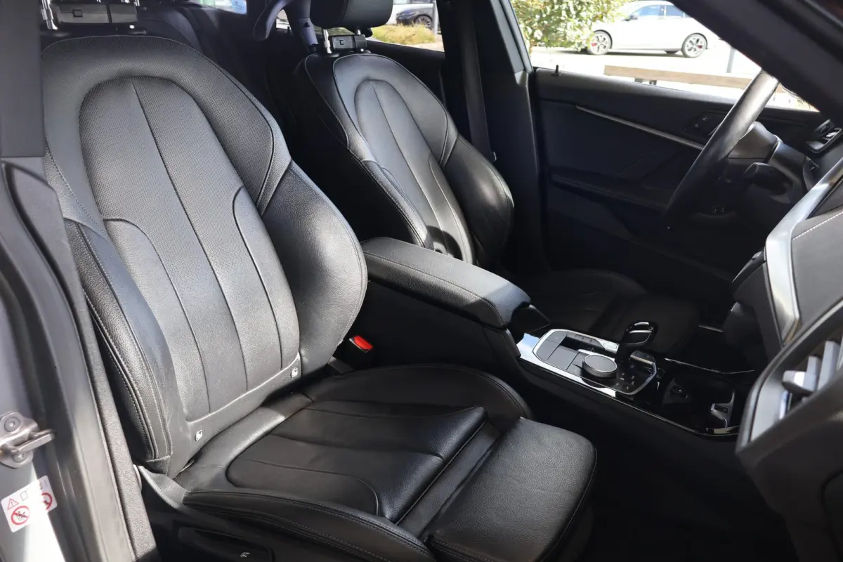 218i | M Sport | Parking Pack | HiFi | Head-Up Display