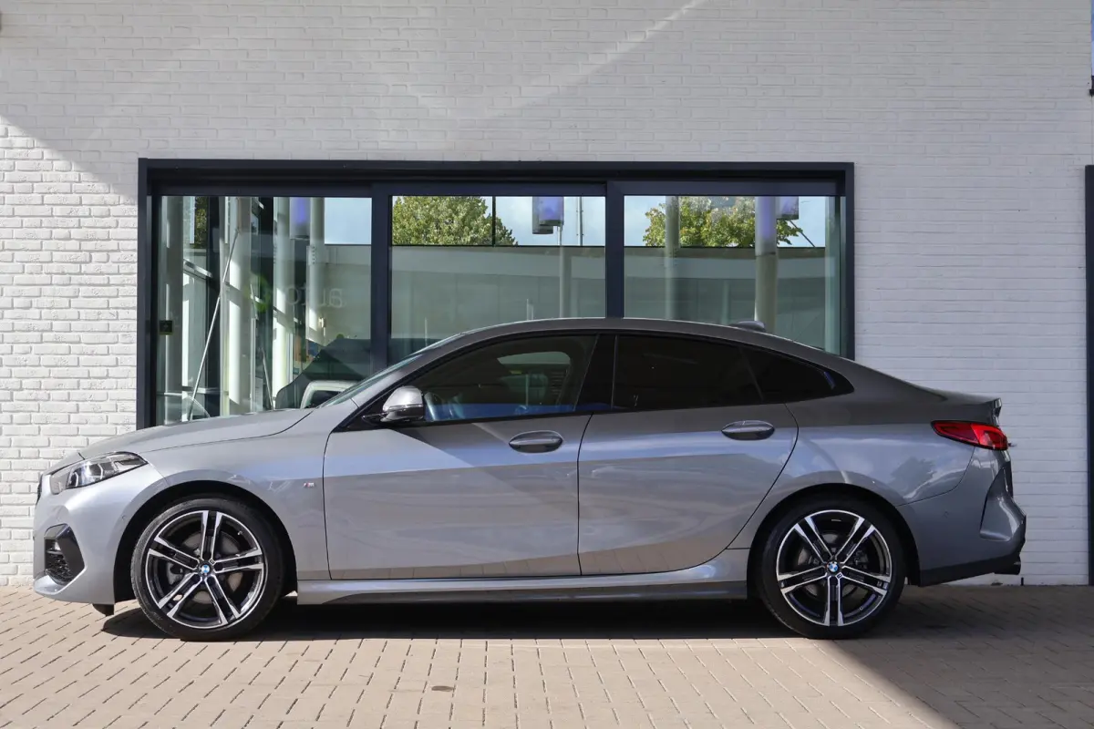 218i | M Sport | Parking Pack | HiFi | Head-Up Display