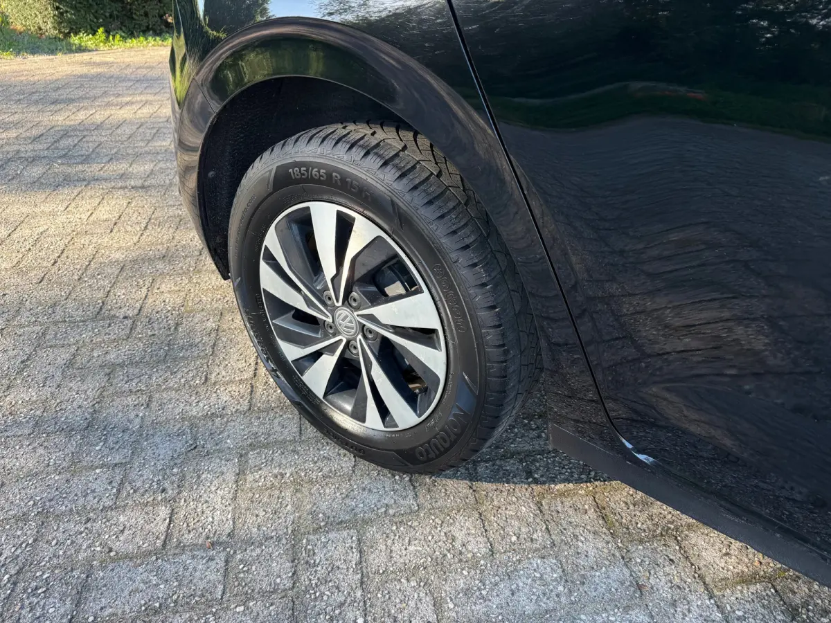 1.0 TSI Highline DSG I NAVI I PDC I STOELVERW I BLUETOOTH I NWE APK