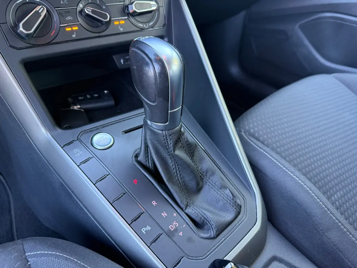 1.0 TSI Highline DSG I NAVI I PDC I STOELVERW I BLUETOOTH I NWE APK