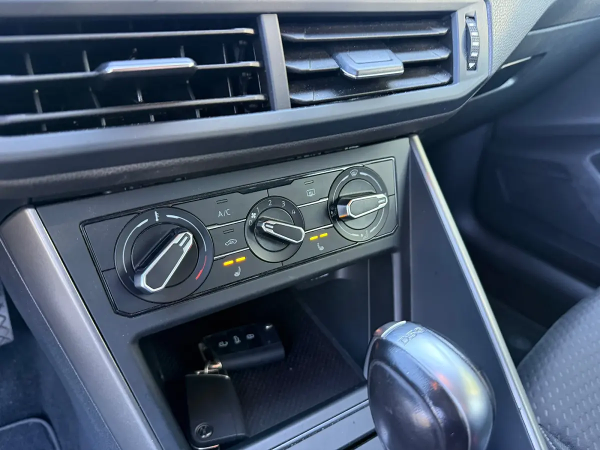 1.0 TSI Highline DSG I NAVI I PDC I STOELVERW I BLUETOOTH I NWE APK