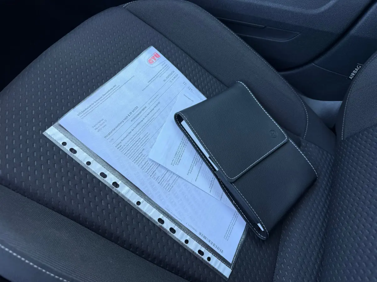 1.0 TSI Highline DSG I NAVI I PDC I STOELVERW I BLUETOOTH I NWE APK