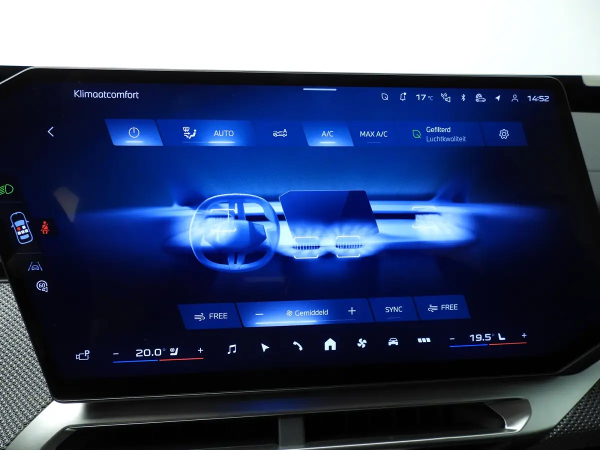 50 xDrive | M-Sportpakket | LED | HUD | Active cruise | SOH 100% | Panoramadak | Trekhaak | DAB | Harman-kardon sound | Alu 22 inch