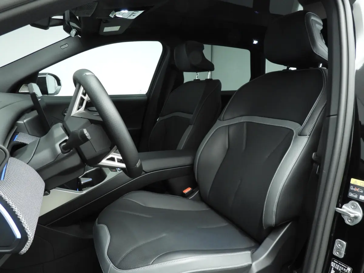 50 xDrive | M-Sportpakket | LED | HUD | Active cruise | SOH 100% | Panoramadak | Trekhaak | DAB | Harman-kardon sound | Alu 22 inch