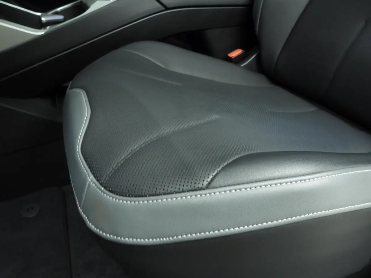50 xDrive | M-Sportpakket | LED | HUD | Active cruise | SOH 100% | Panoramadak | Trekhaak | DAB | Harman-kardon sound | Alu 22 inch