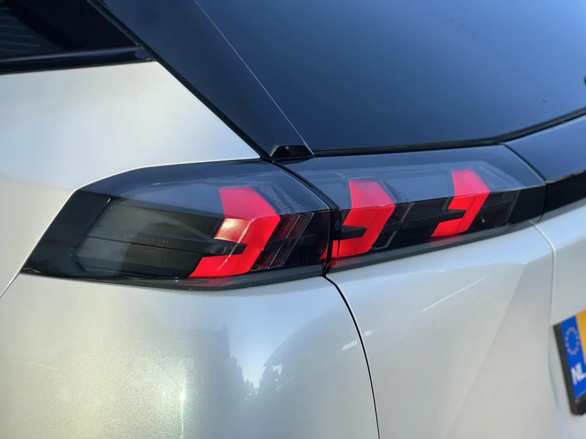 1.2 PureTech GT Pack Automaat Trekhaak Clima Cruise