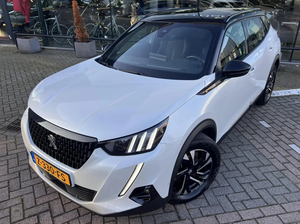 1.2 PureTech GT Pack Automaat Trekhaak Clima Cruise