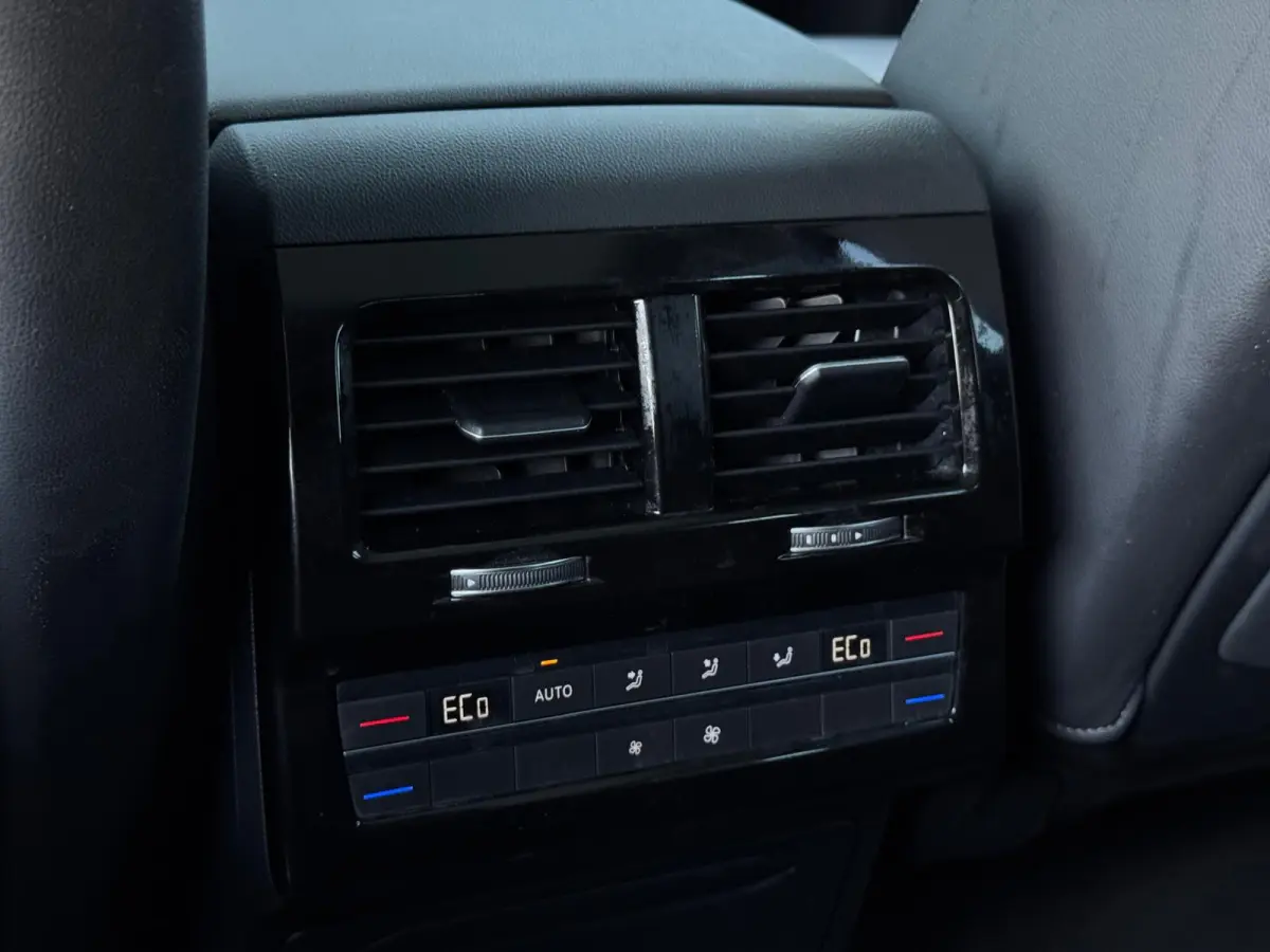 3.0 TSi eHybrid 4MOTION PANO|LEDER|LED|CAMERA