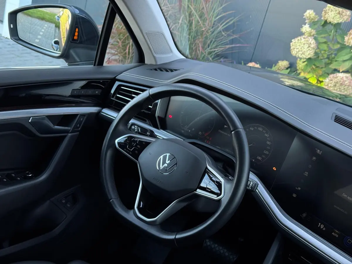 3.0 TSi eHybrid 4MOTION PANO|LEDER|LED|CAMERA