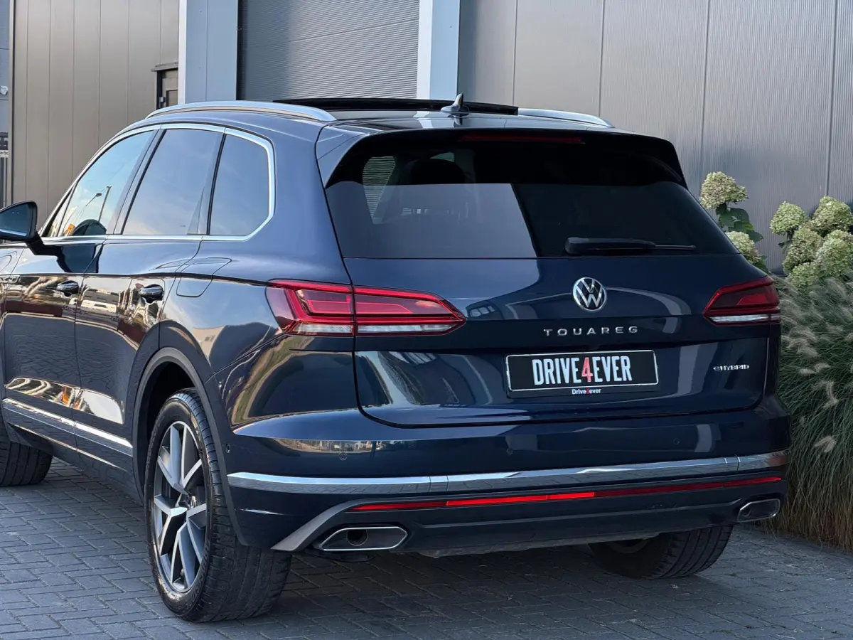 3.0 TSi eHybrid 4MOTION PANO|LEDER|LED|CAMERA