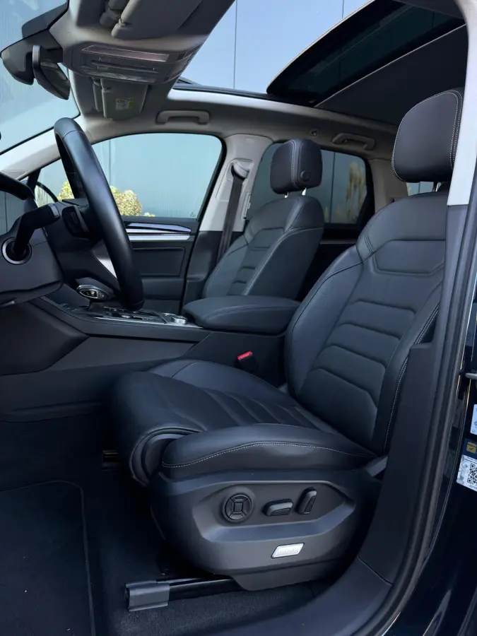3.0 TSi eHybrid 4MOTION PANO|LEDER|LED|CAMERA