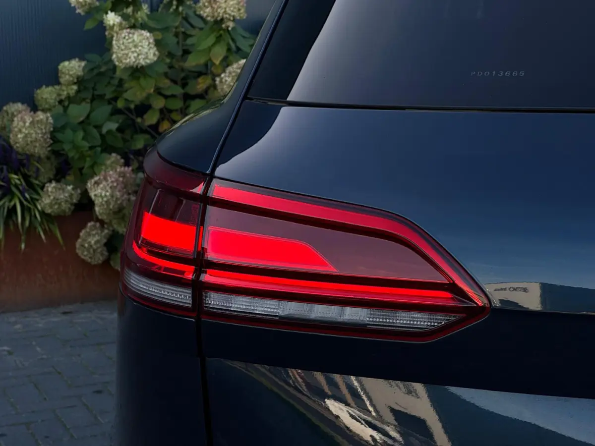 3.0 TSi eHybrid 4MOTION PANO|LEDER|LED|CAMERA
