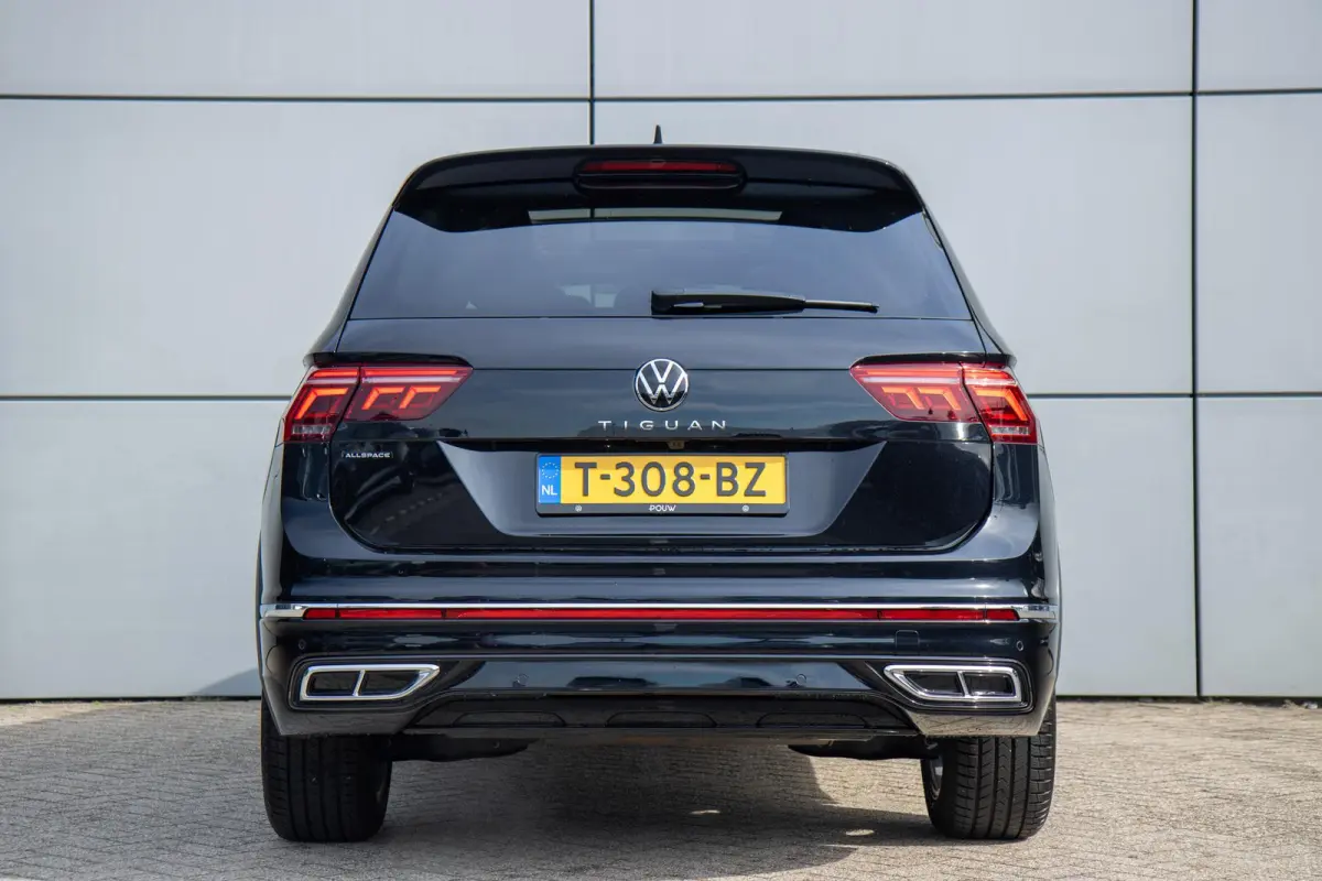 1.5 TSI 150pk R-Line Business 7p. | Panoramadak | Trekhaak Wegklapbaar