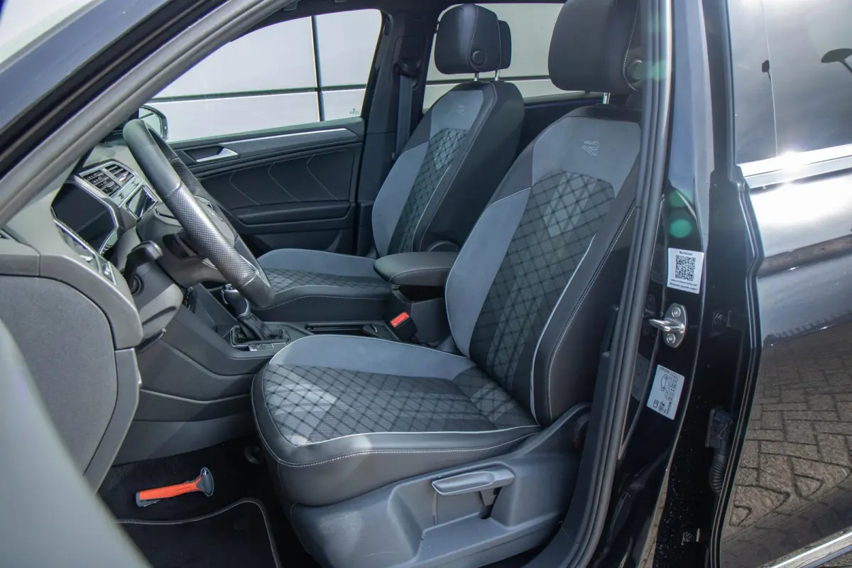 1.5 TSI 150pk R-Line Business 7p. | Panoramadak | Trekhaak Wegklapbaar