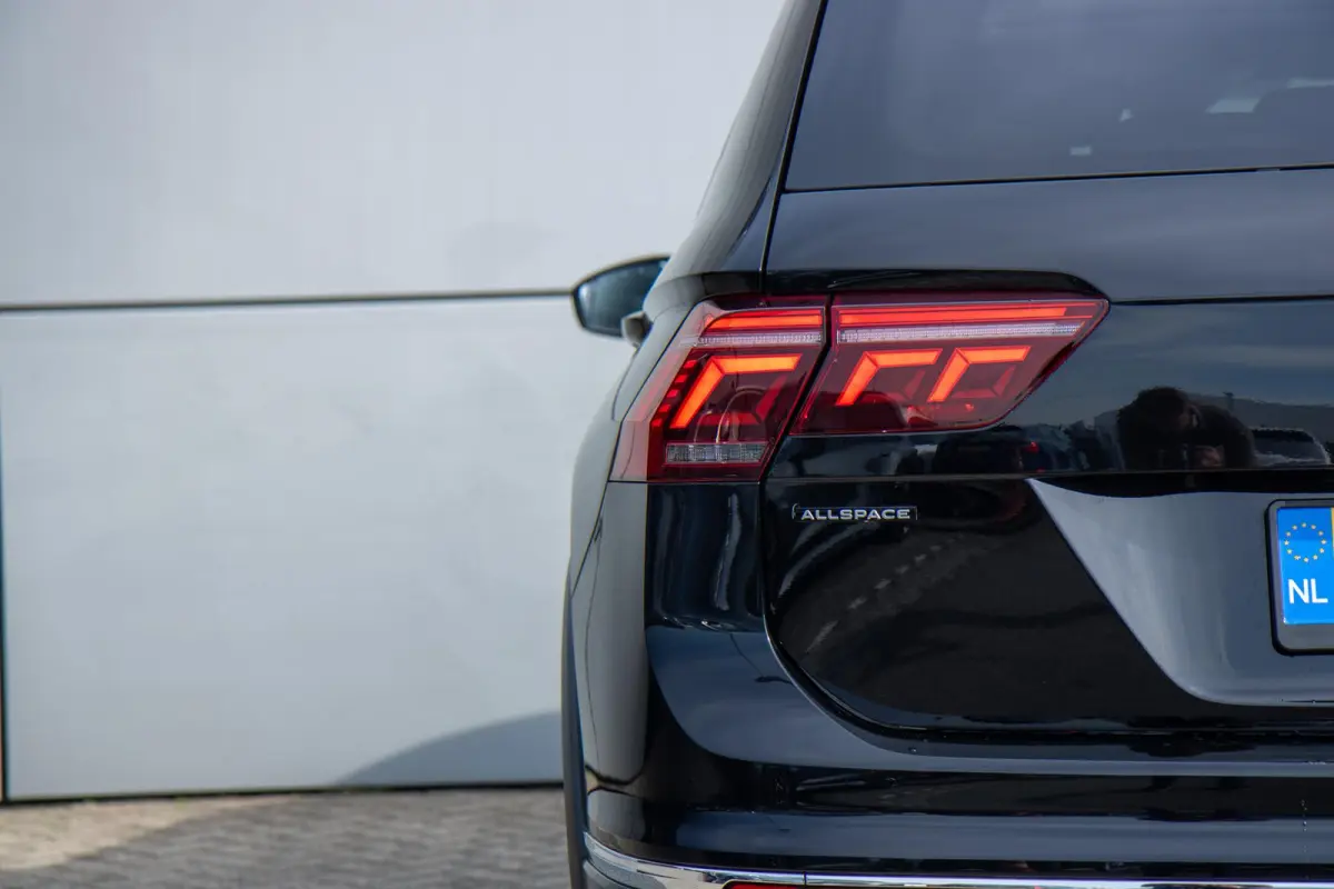 1.5 TSI 150pk R-Line Business 7p. | Panoramadak | Trekhaak Wegklapbaar