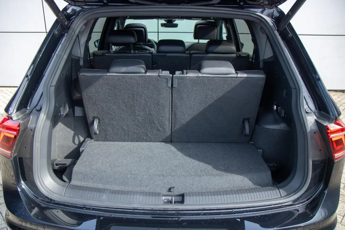 1.5 TSI 150pk R-Line Business 7p. | Panoramadak | Trekhaak Wegklapbaar