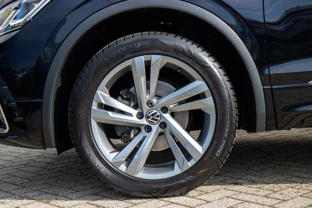 1.5 TSI 150pk R-Line Business 7p. | Panoramadak | Trekhaak Wegklapbaar