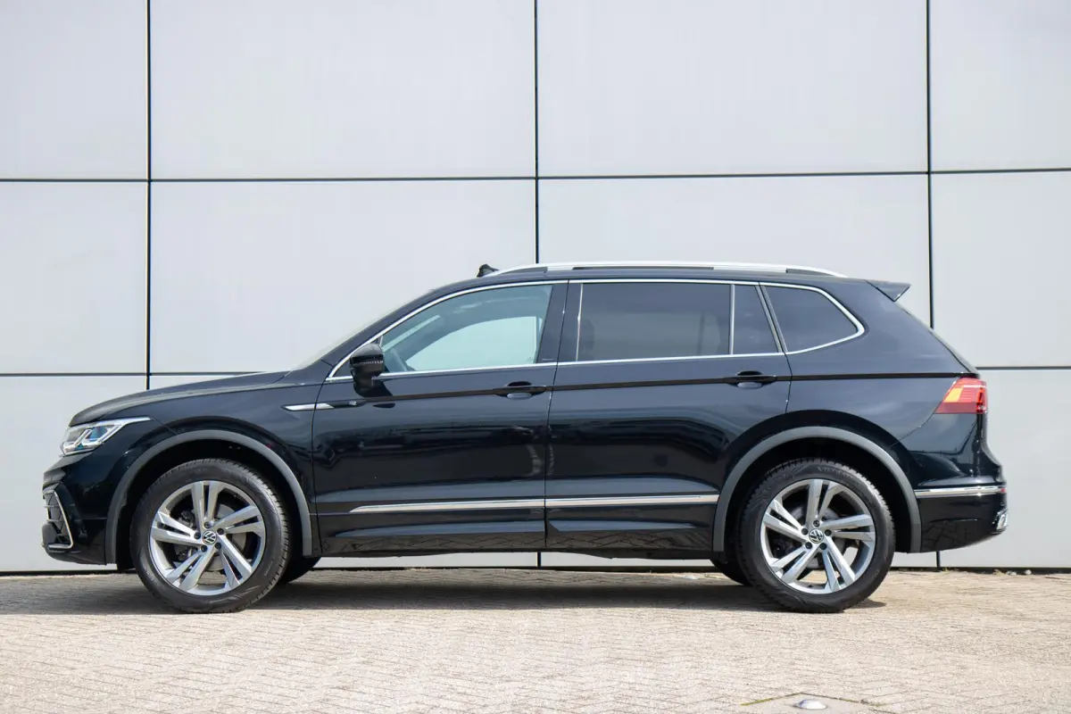 1.5 TSI 150pk R-Line Business 7p. | Panoramadak | Trekhaak Wegklapbaar