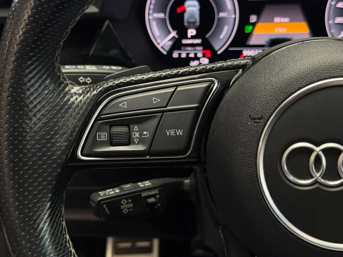 40 TFSI e S-line / pano / camera / led /