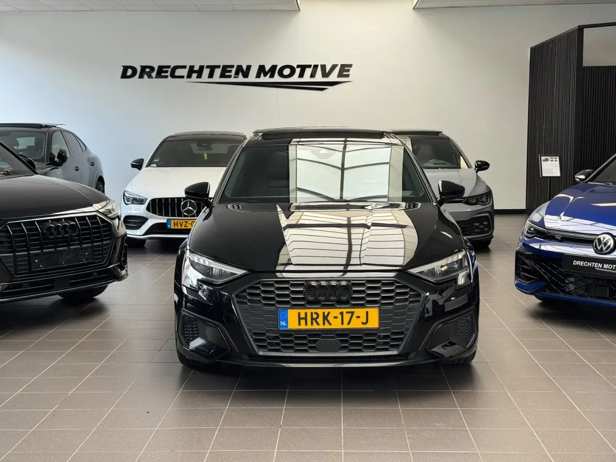 40 TFSI e S-line / pano / camera / led /