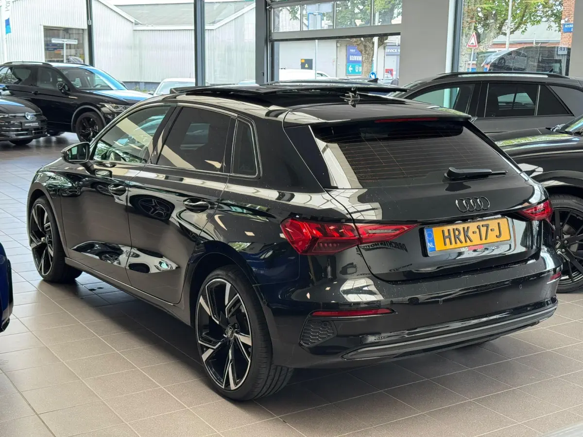 40 TFSI e S-line / pano / camera / led /