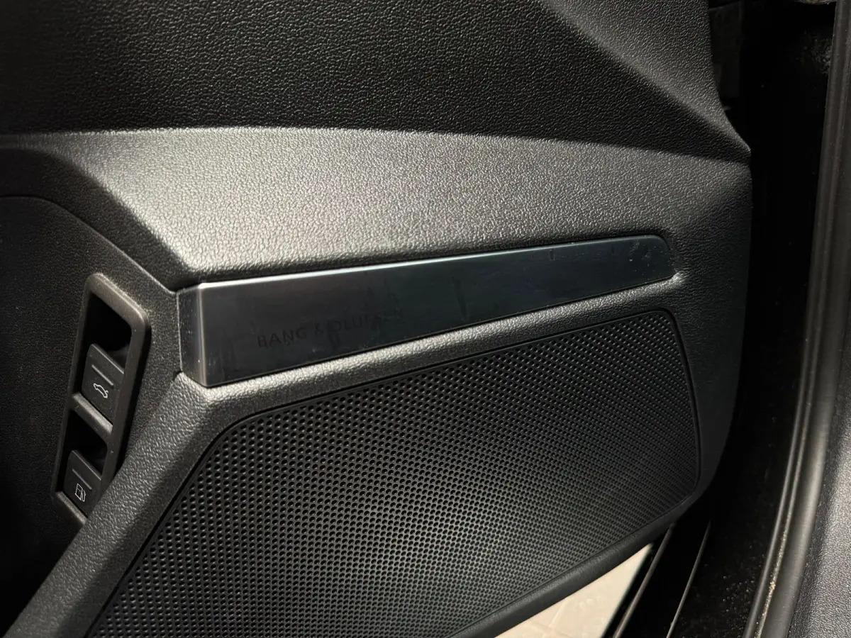 40 TFSI e S-line / pano / camera / led /