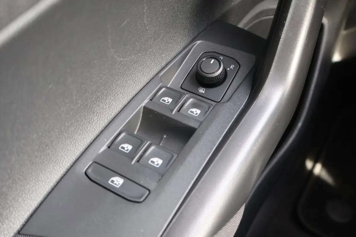 1.0 TSI 95pk Comfortline | ACC | Carplay | Draadloos laden