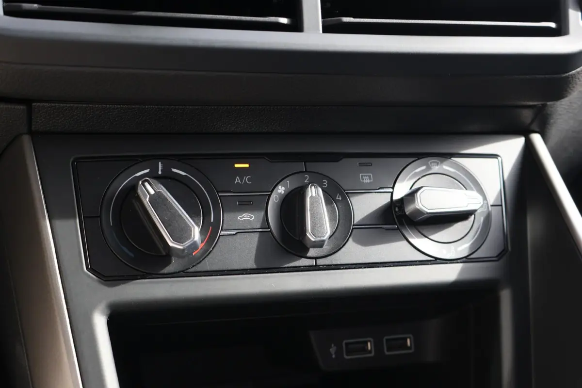 1.0 TSI 95pk Comfortline | ACC | Carplay | Draadloos laden