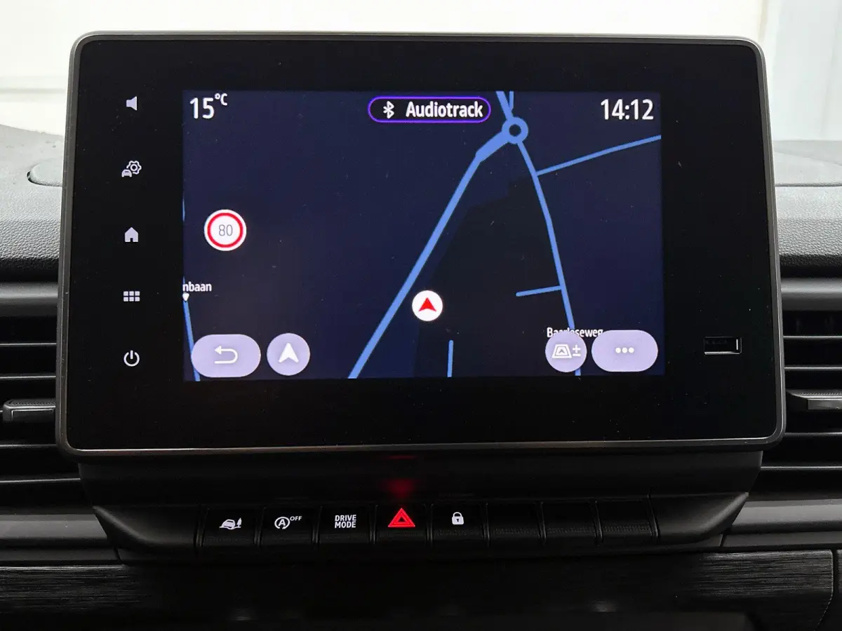 2.0 Blue dCi 150PK Automaat L2H1 Dubbele Cabine Navigatie Airco Lichtmetalen velgen Betimmering Trekhaak Camera Parkeer sensoren Dab