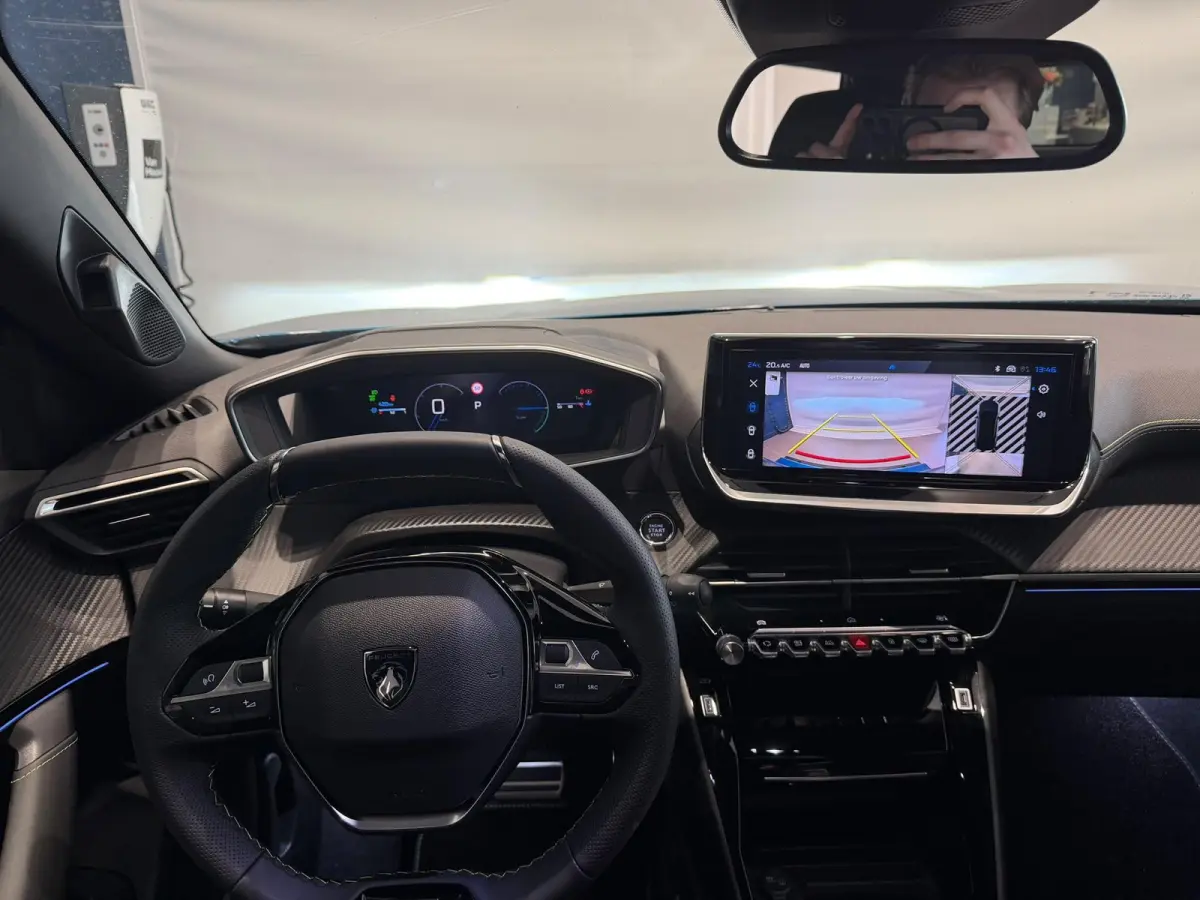 1.2 Hybrid 145 GT