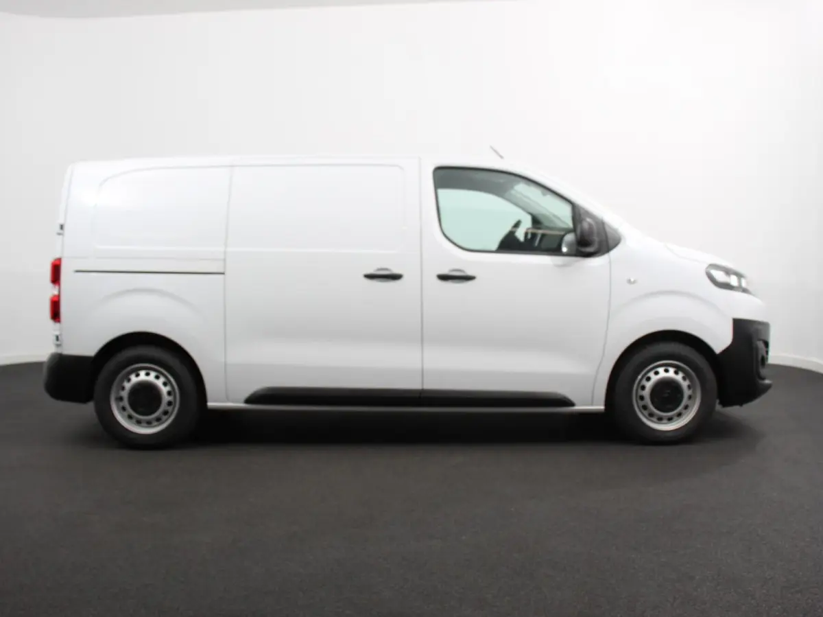 L2 136 Automaat 75 kWh Automatische Airco Multimedia scherm Cruise Control Dab