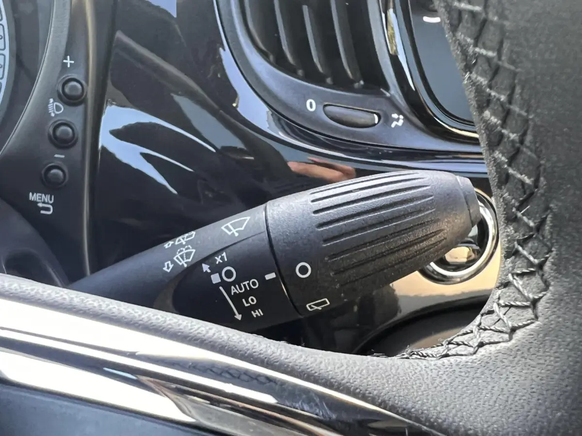 1.0 Hybrid Dolcevita Clima Cruise Pano 1e Eig NAP